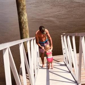 Meet your Posher, Johnny